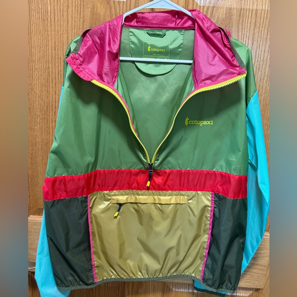 Cotopaxi Teca Half-Zip Windbreaker